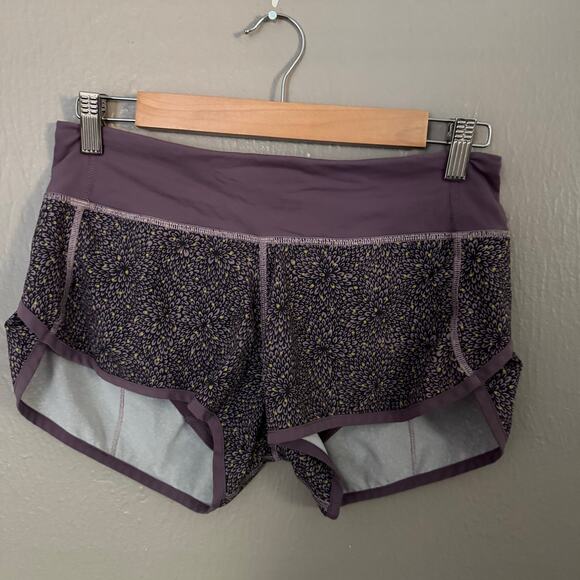 LLULULEMON Speed Run Shorts Dottie Mum Purple Size 4 casual running comfort - Picture 2 of 6